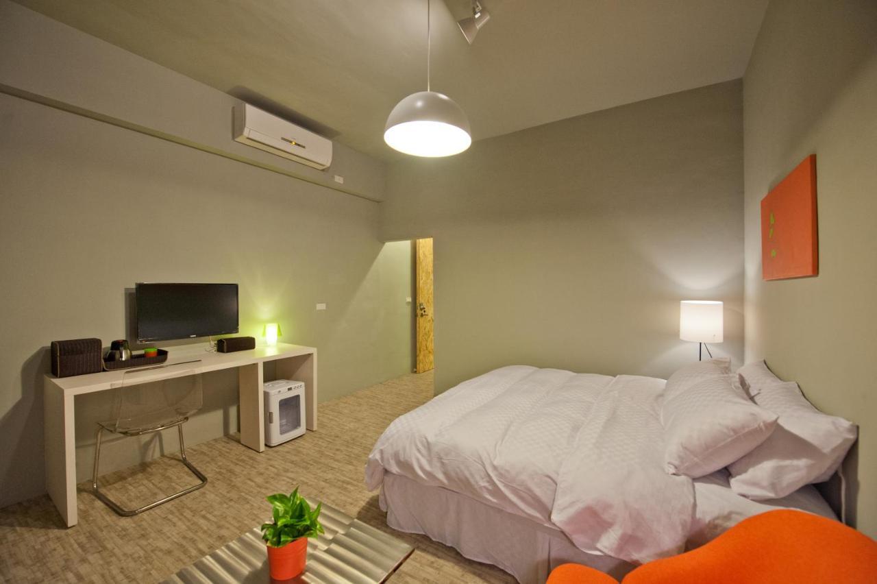 Hotel Leo 111/Arena Ruifeng Kaohsiung Zewnętrze zdjęcie