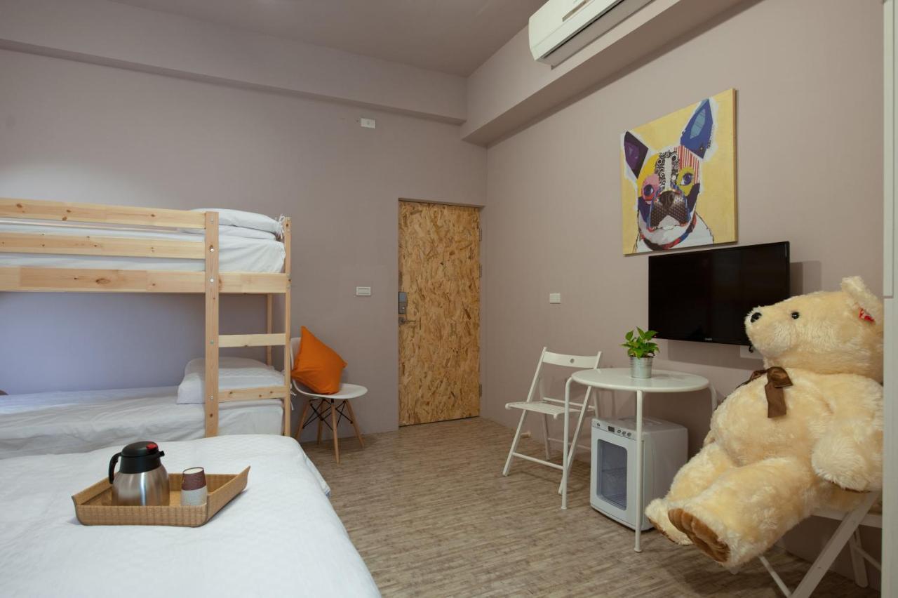 Hotel Leo 111/Arena Ruifeng Kaohsiung Zewnętrze zdjęcie